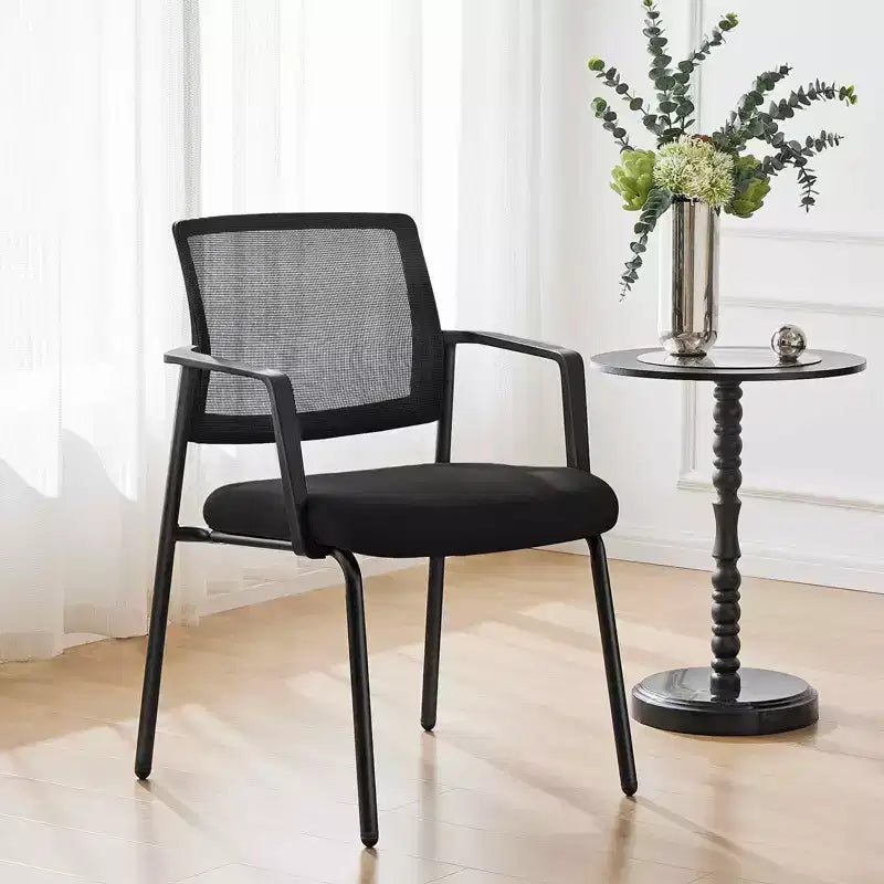 Chaises empilables à dossier en maille — Siège en tissu rembourré, cadre métallique robuste, lot de 2