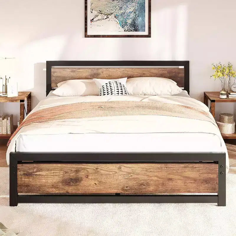 Cadre de lit Queen Size, plateforme de lit queen industrielle avec tête de lit, sommier facile à monter en marron rétro, pas besoin de sommier tapissier