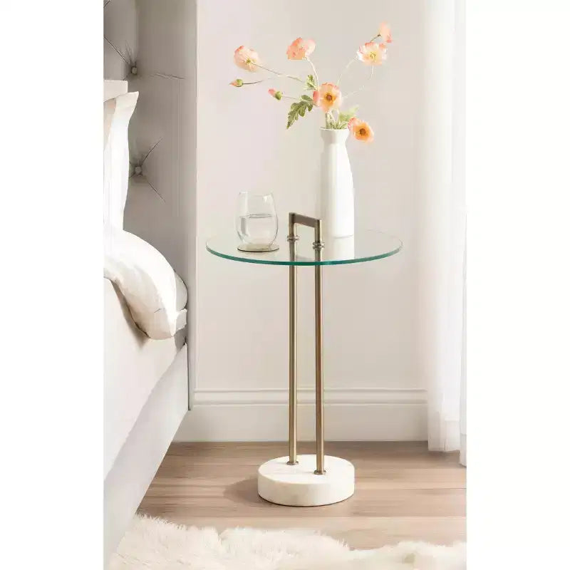 Table d'appoint ronde en verre avec base en marbre — 40,6 cm de diamètre, 61 cm de hauteur, structure en métal noir