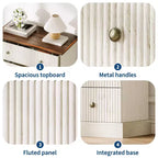 Commode à 5 tiroirs de 114 cm de haut – Commode en bois cannelé avec poignées en métal, rangement de chambre à coucher peu encombrant